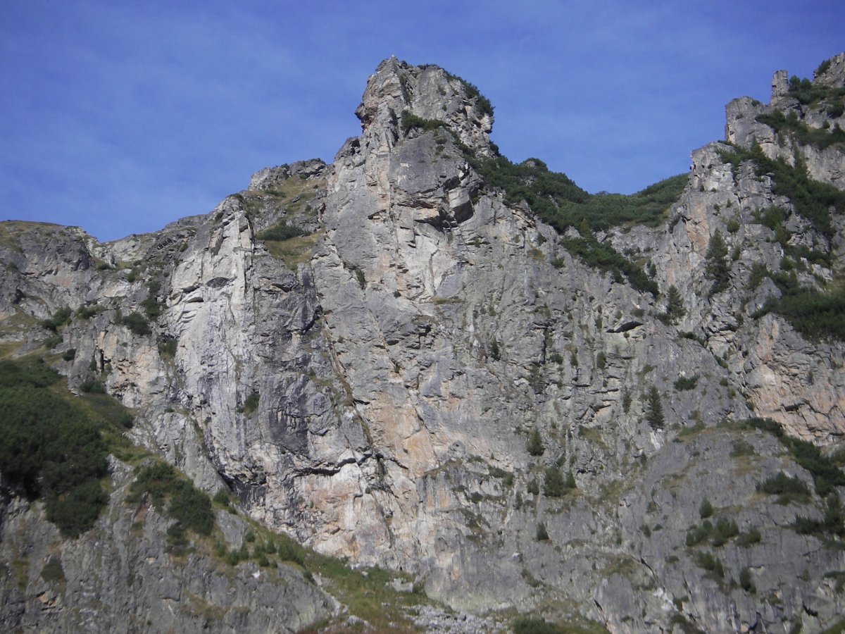Куклата погледната от хижа Мальовица