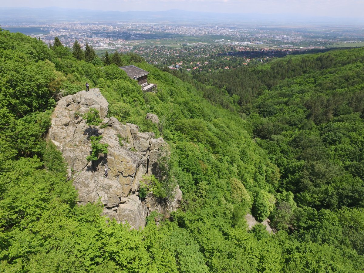 Алекова скала - поглед от дрон към София