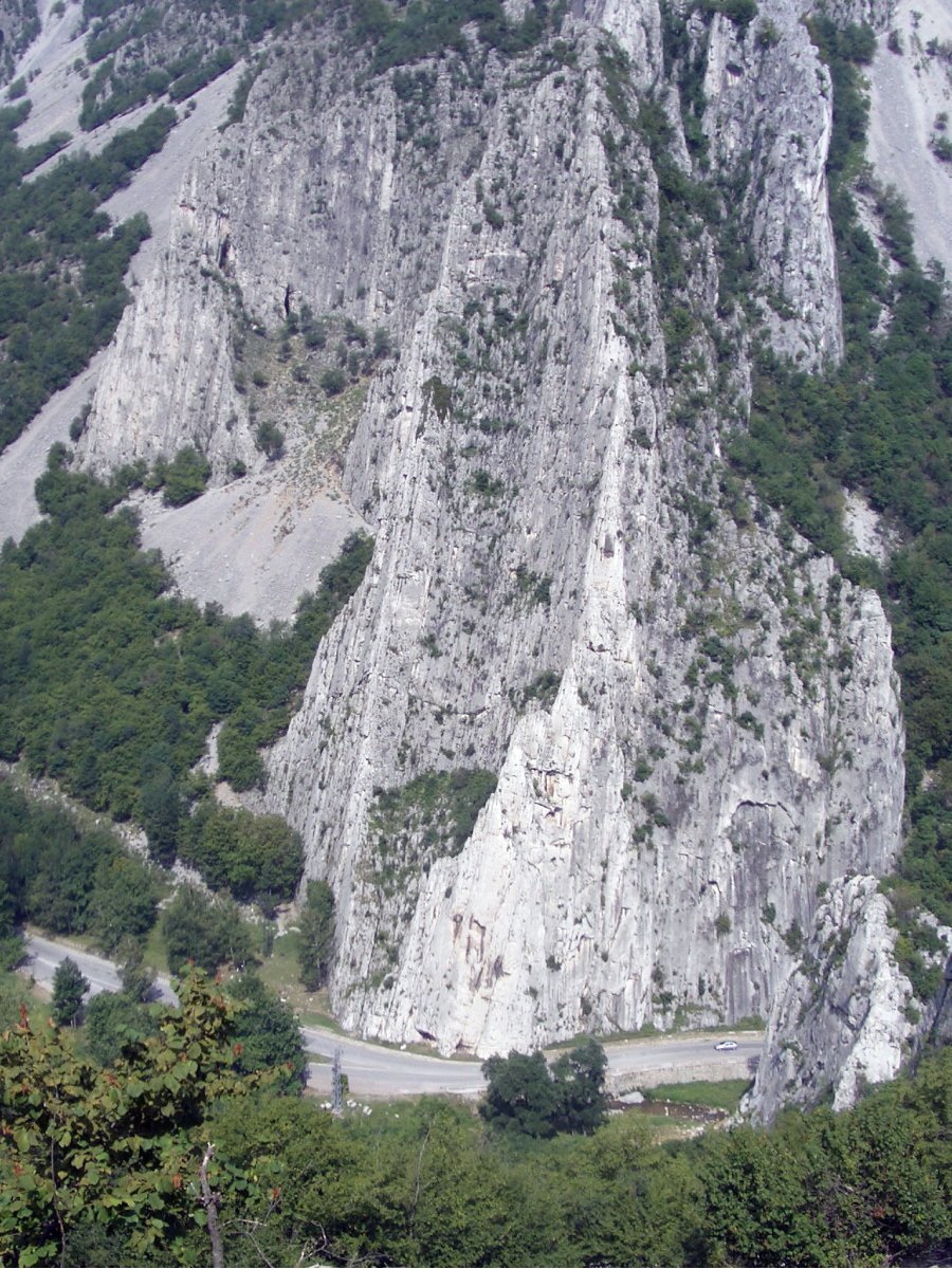 поглед от юг