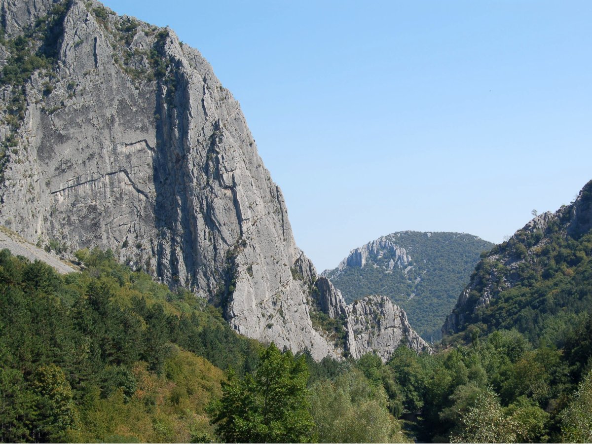 поглед от запад