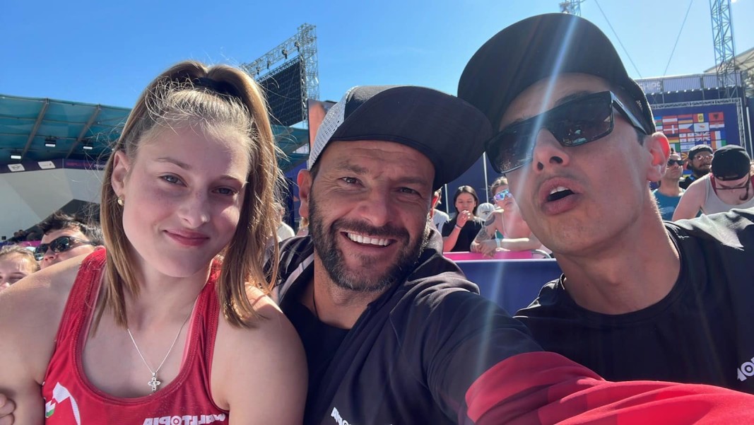 Алекс Тоткова с треньорите Георги Пенев и Ивайло Радков