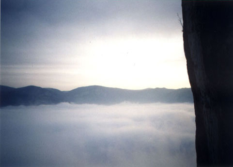 Секцията "Катерачни обекти" в Climbing Guide