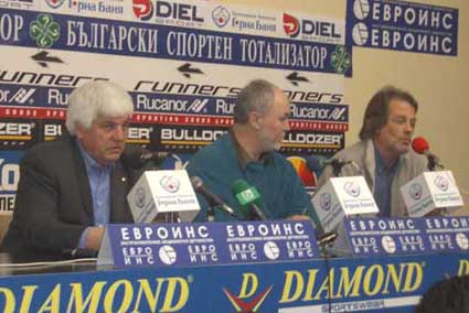 “Еверест’2004” два месеца преди старта