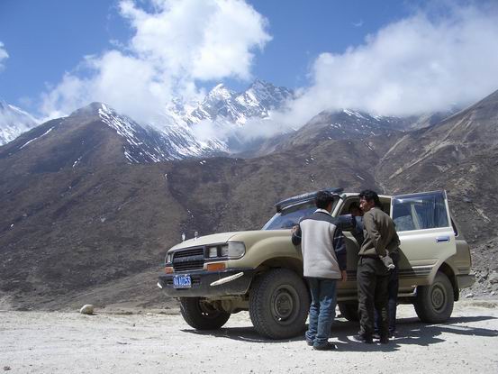 Еверест 2004: Катманду - Зангму - Ниалам