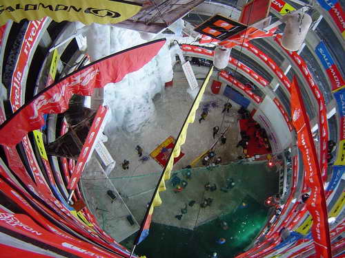 Победа за Джени Лаварда и Евгений Кривошейцев, 11-ти места за българите