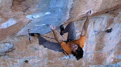 “Golpe de Estado” – ново 9b за Шарма?   