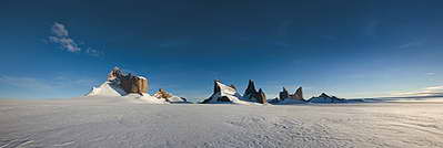 Премиери на братя Хубер и Щефан Зийгрист на Белия континент