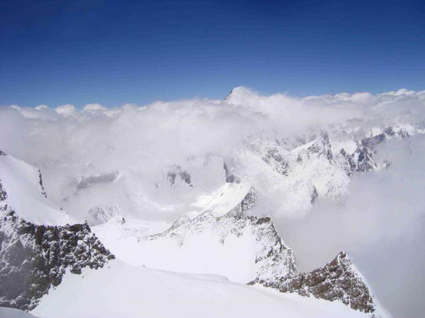 Гашербрум 2 - на крачка от върха