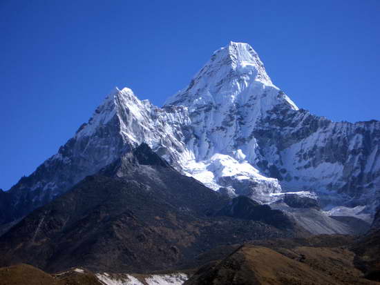 Ама Даблам - E-Mail до приятел с практична информация*