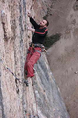 Мразек – първи след Шарма на “Analogica”