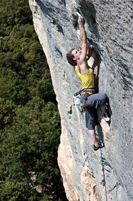 Който може, може