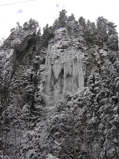 Ледената Скала в Средок - Смолян