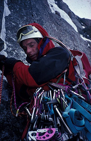 Премиера и първо зимно на Дингджунг Ри