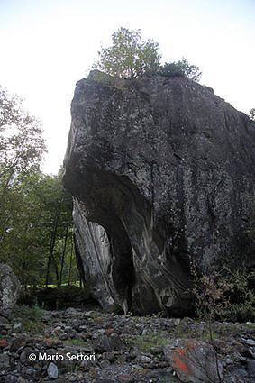 Морони първи повтори “Coup de Grace”