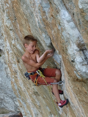 Шесто 8b RP и второ 7c+ OS за 10-годишния Тито Траверса