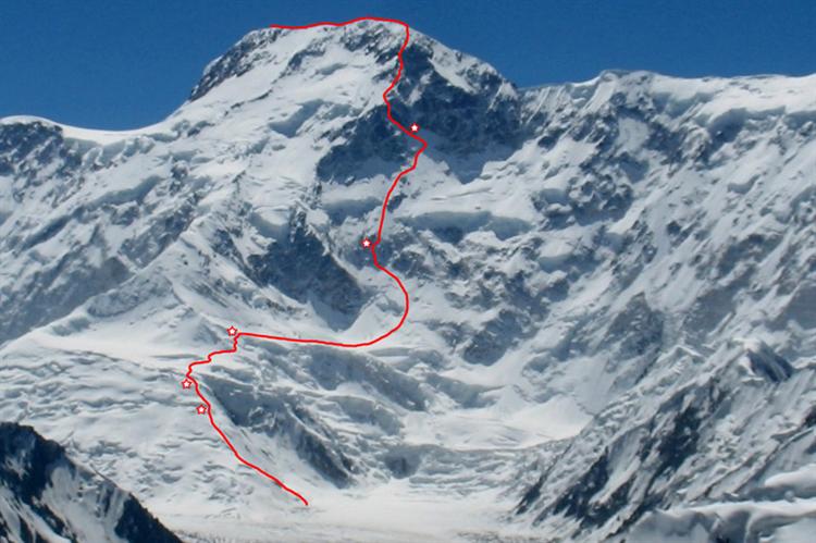 Златният пикел на Азия за 2011 - за нов маршрут на пик Победа