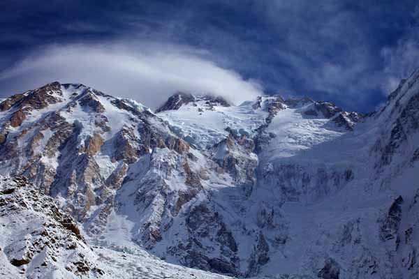 K2 и Нанга Парбат - вече над базовите лагери