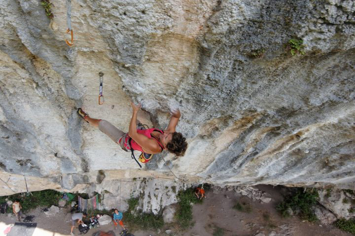 Първо 8с+ а за Мюриел Саркани