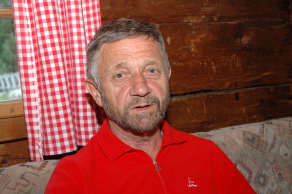 Загина най-добрият приятел на Райнхолд Меснер