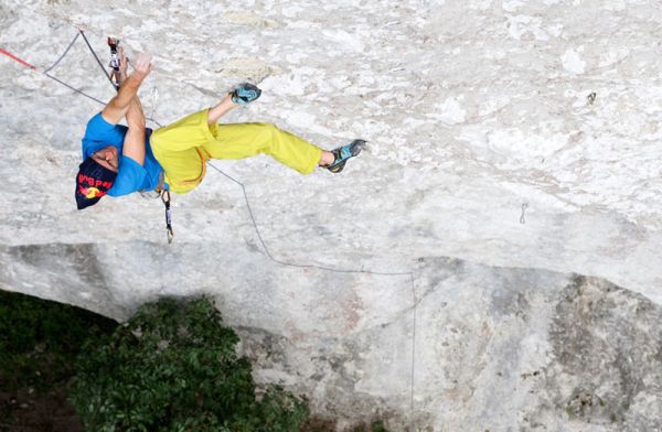 Икер Поу – още едно 9а+ в Испания