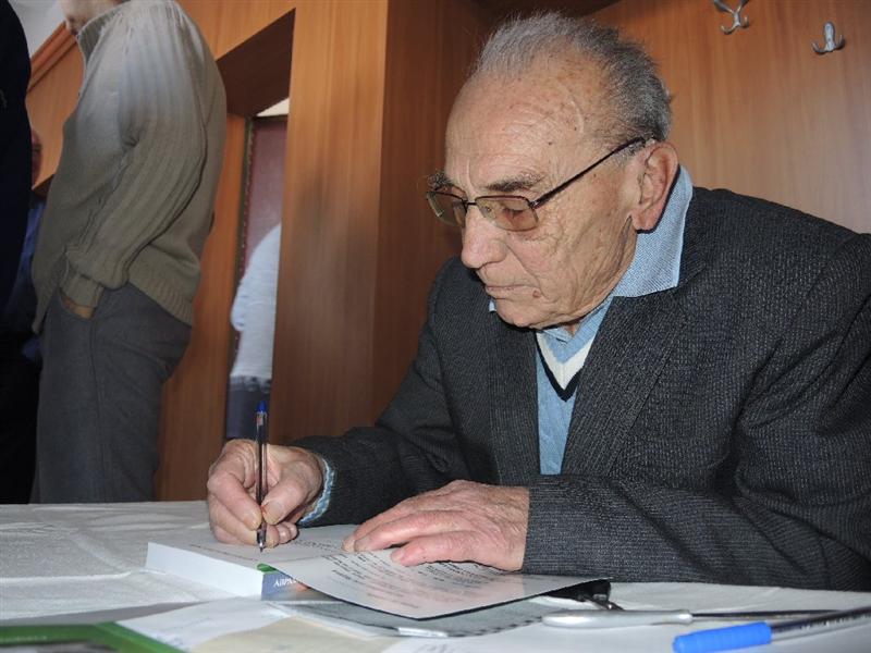 Аврам Аврамов на 80 години