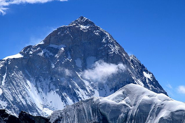 Кинга тръгва към своя девети осемхилядник
