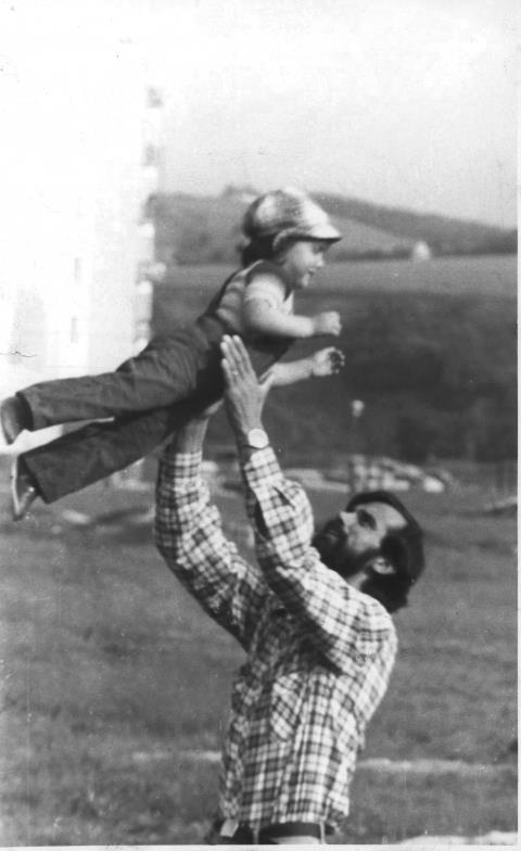 На днешния ден преди 29 г. Христо Проданов изкачи Еверест