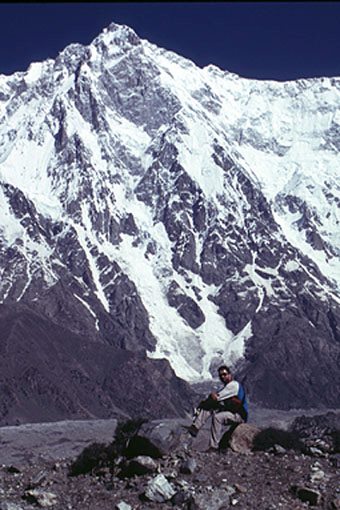 Никой не успява да стигне до лагер 2