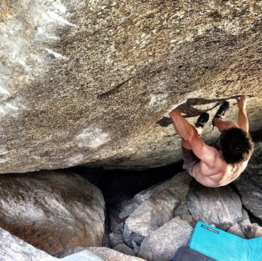 Джеймс Уеб най-сетне има проблем с оценка 8C