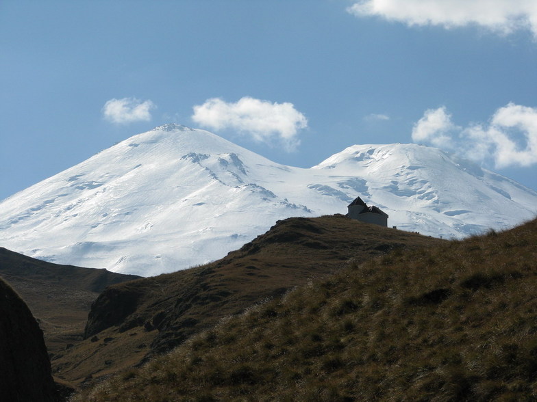 Щафетата с олимпийския огън “Сочи’ 2014” - до дъното на Байкал и Елбрус