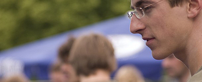 Феликс Ноймеркер изкатери знаменитата “Coronа” (11+)