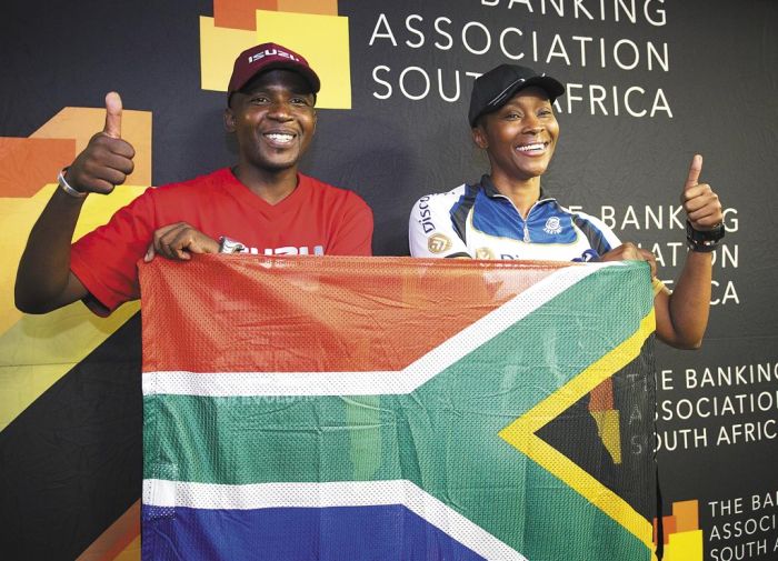 Двама чернокожи африканци към Еверест