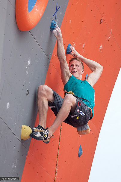 Под знака на изненадите в Хейянг