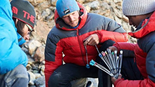 Силна австрийска свръзка претърпя неуспех на Машербрум