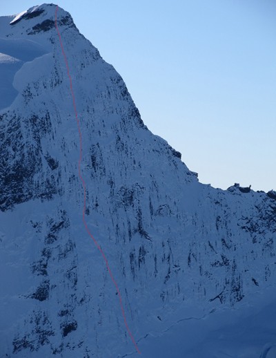 Гай Маккинън направи едно от най-трудните зимни изкачвания в Нова Зеландия