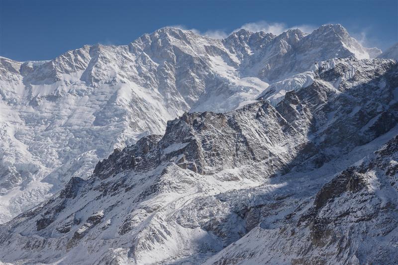 Филм и снимки от района на Канчендзьонга