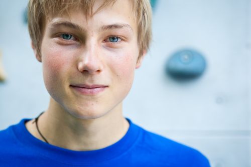 Алекс Мегос – поредно 9а за един ден