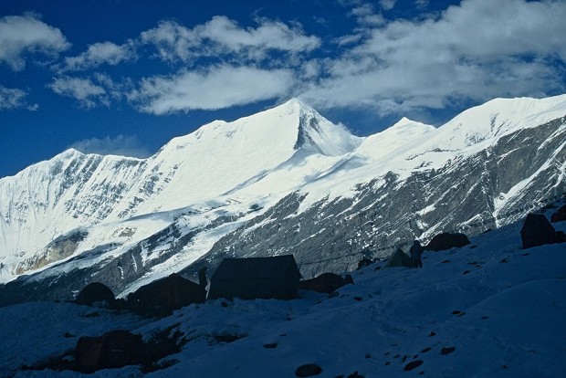 Нещастие на Дхаулагири – словашкият базов лагер бе затрупан от лавина