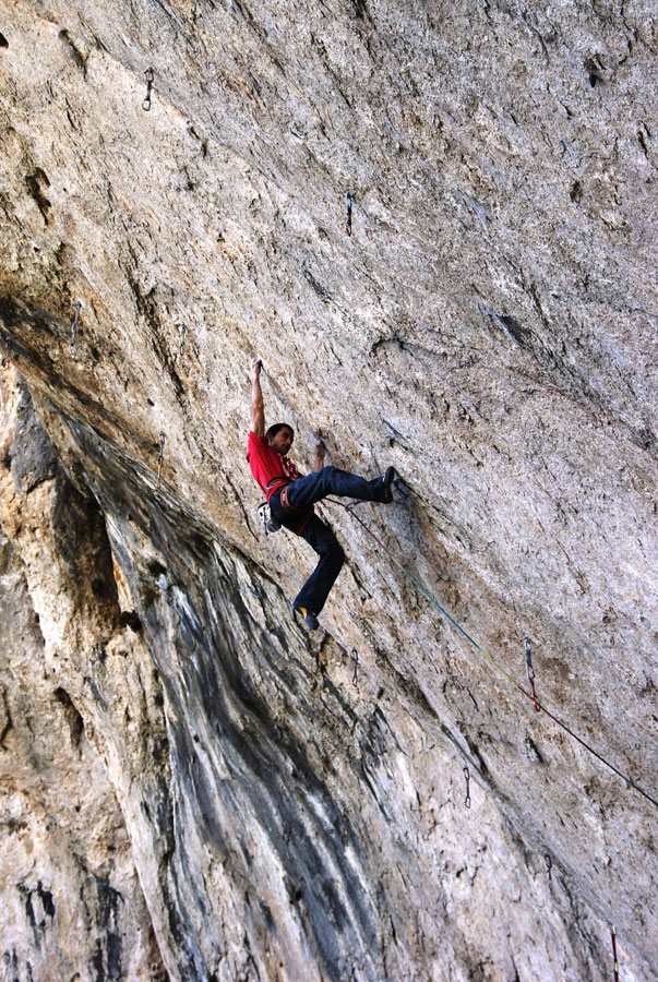 Каква серия на Рамон Хулиан!