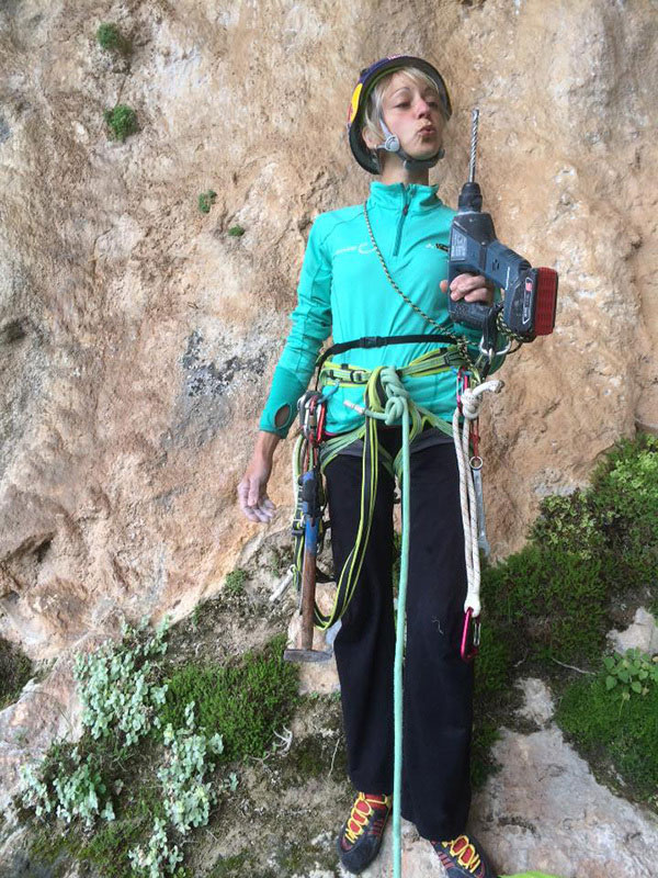 Ангела Айтер в нова роля на гръцка сцена