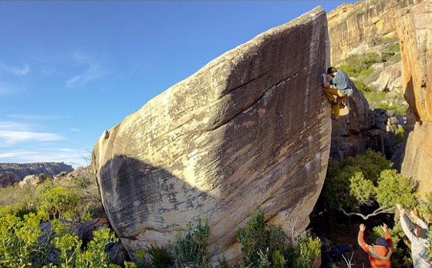 Пет години по-късно – Джеймс Уеб направи първо повторение на “Livin’ Large” (8C)