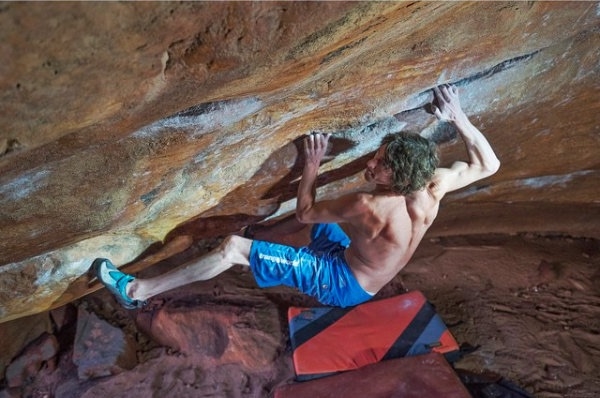 Дейв Греъм първи повтори “Spray of Light” (8C)