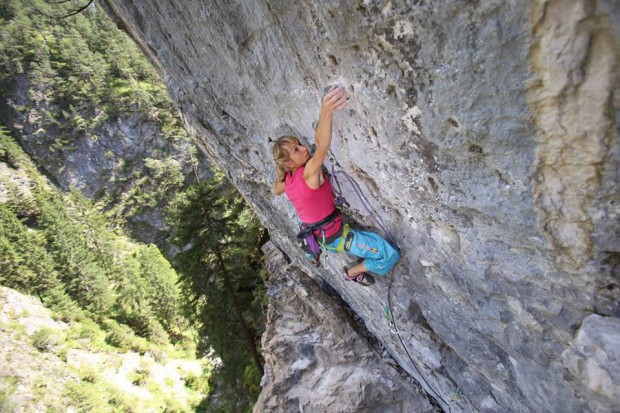 Силно лято за Ангела Айтер