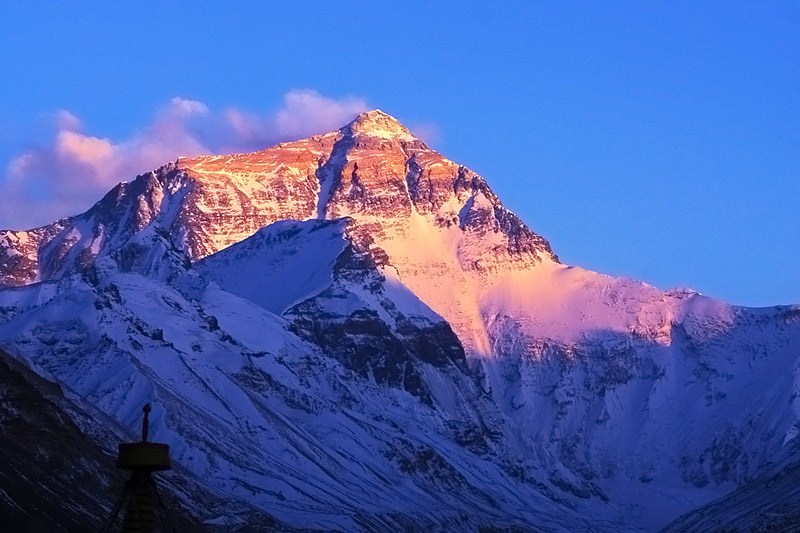Ново измерване на Еверест