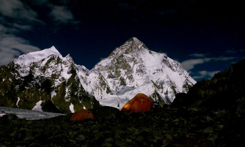 Начало на сезона в Западните Хималаи и Кракорум
