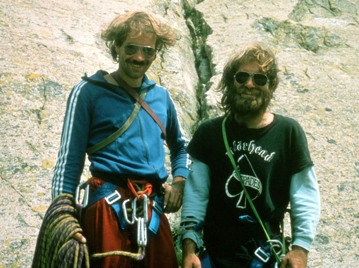 Братята Рьоми, Нивес Мерои и Романо Бенет с наградата “Крал Албер Първи”