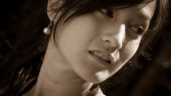 Катрин Шоонг си тръгна от Олиана с комплект класически линии