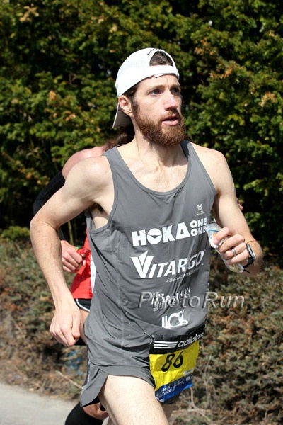 Седем маратона в седем последователни дни на седемте континента