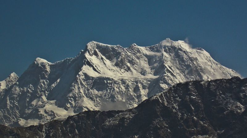 Индия предвижда намаляване на таксите за изкачвания на 81 върха 