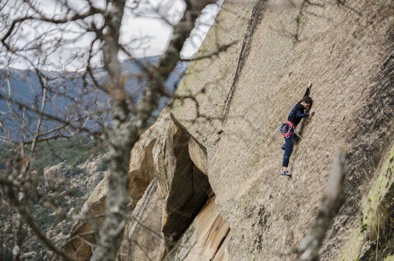 “Накрая идва безкраен плочест кошмар без стъпки и хватки”
